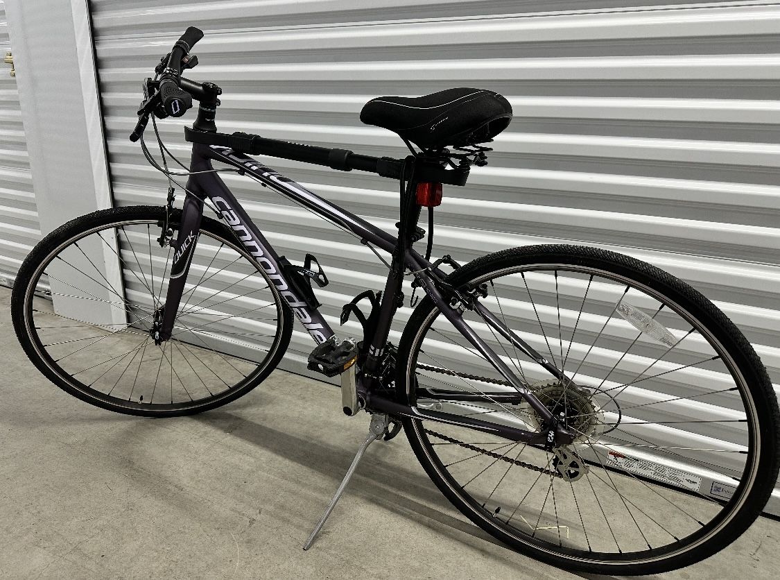 Cannondale Quick / Hybrid Bike Bicycle Great Condition Barely Used Pick Up in West Palm Beach