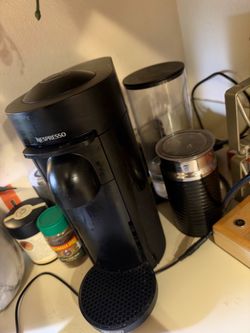 Nespresso Vertuo Plus Deluxe