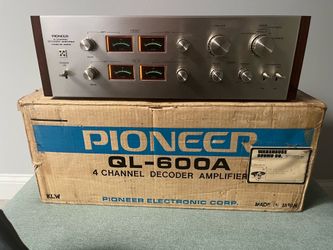 Pioneer QL-600A 4 channel Decoder Amp