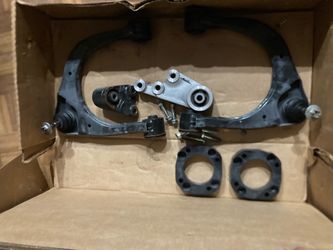 Upper Control Arms with Ball Joints and Hardware