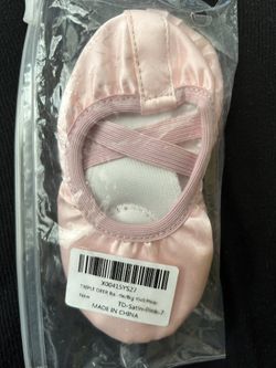 BRAND *NEW* BALLET SHOES