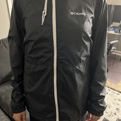 Colombia Windbreaker Size Large 