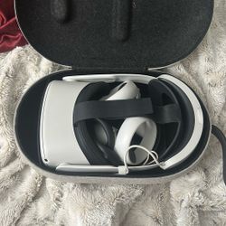 Quest 2 64gb with elite strap and carrying case