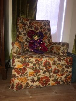 Warm Autumn Floral Rocking/Swivel Chair