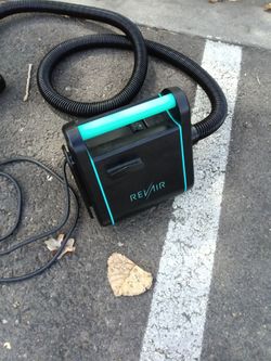Hair dryer