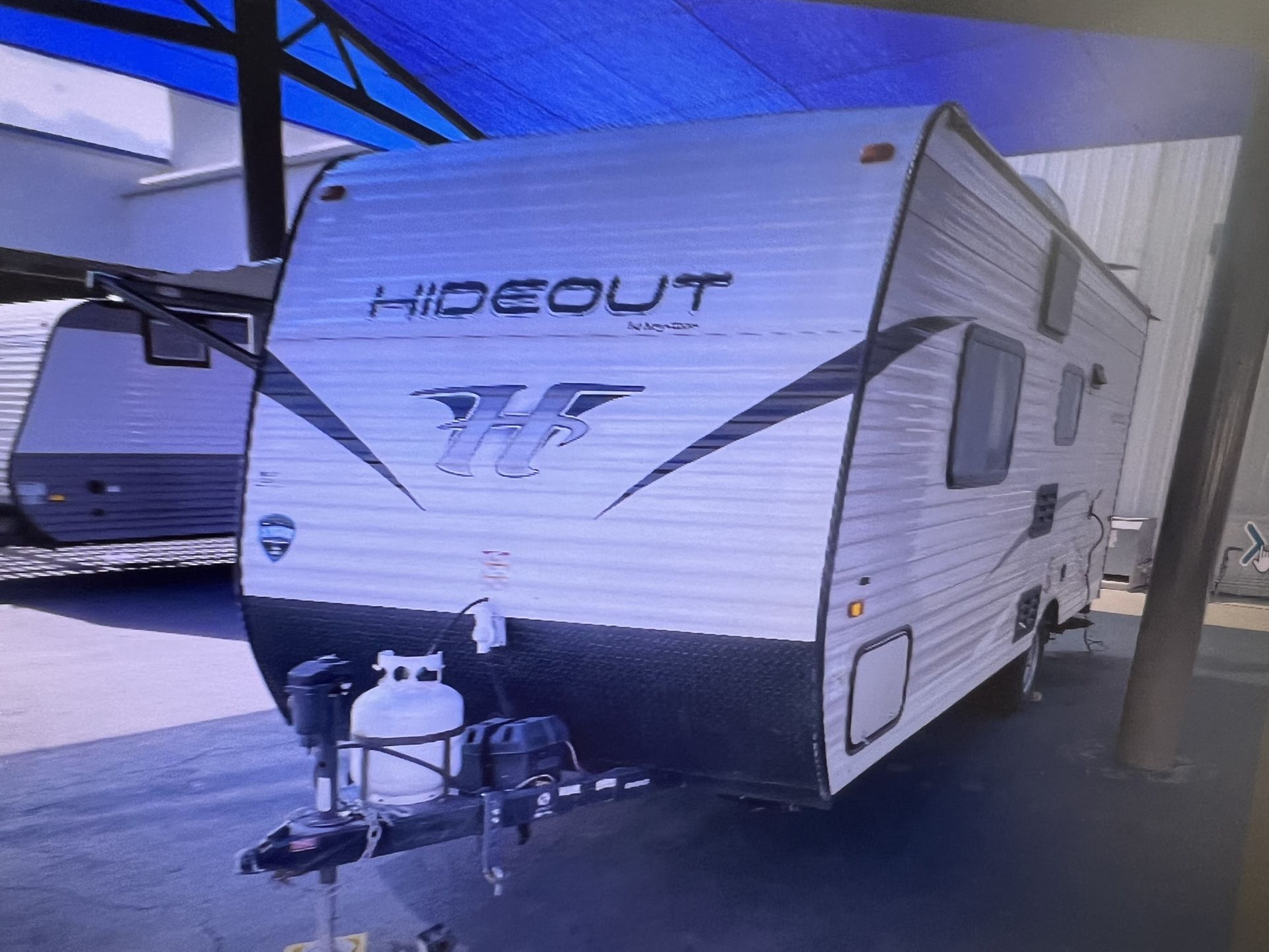 2019 HIDEOUT 178LBH
