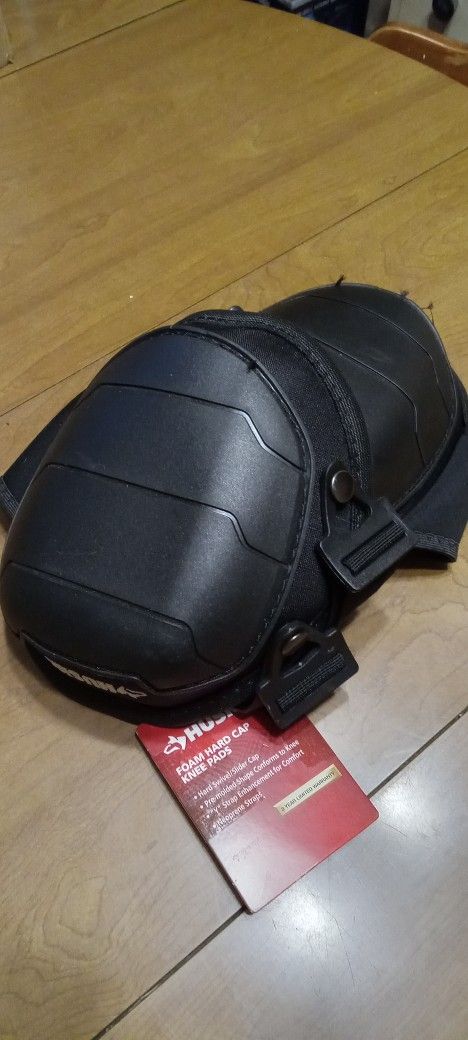 Husky Knee Pads