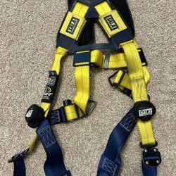 DBI SALA SAFETY HARNESS 
