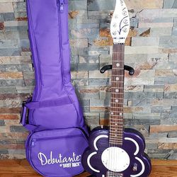Daisy Rock flower power purple guitar (GIG BAG INCLUDED)