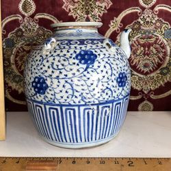 Large Chinese Antique Blue & White Porcelain Jar  (Repaired)