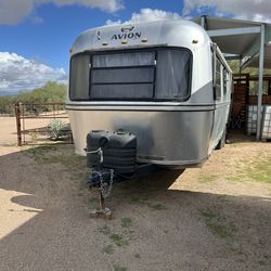 1983 Avion Fleetwoods airstream
