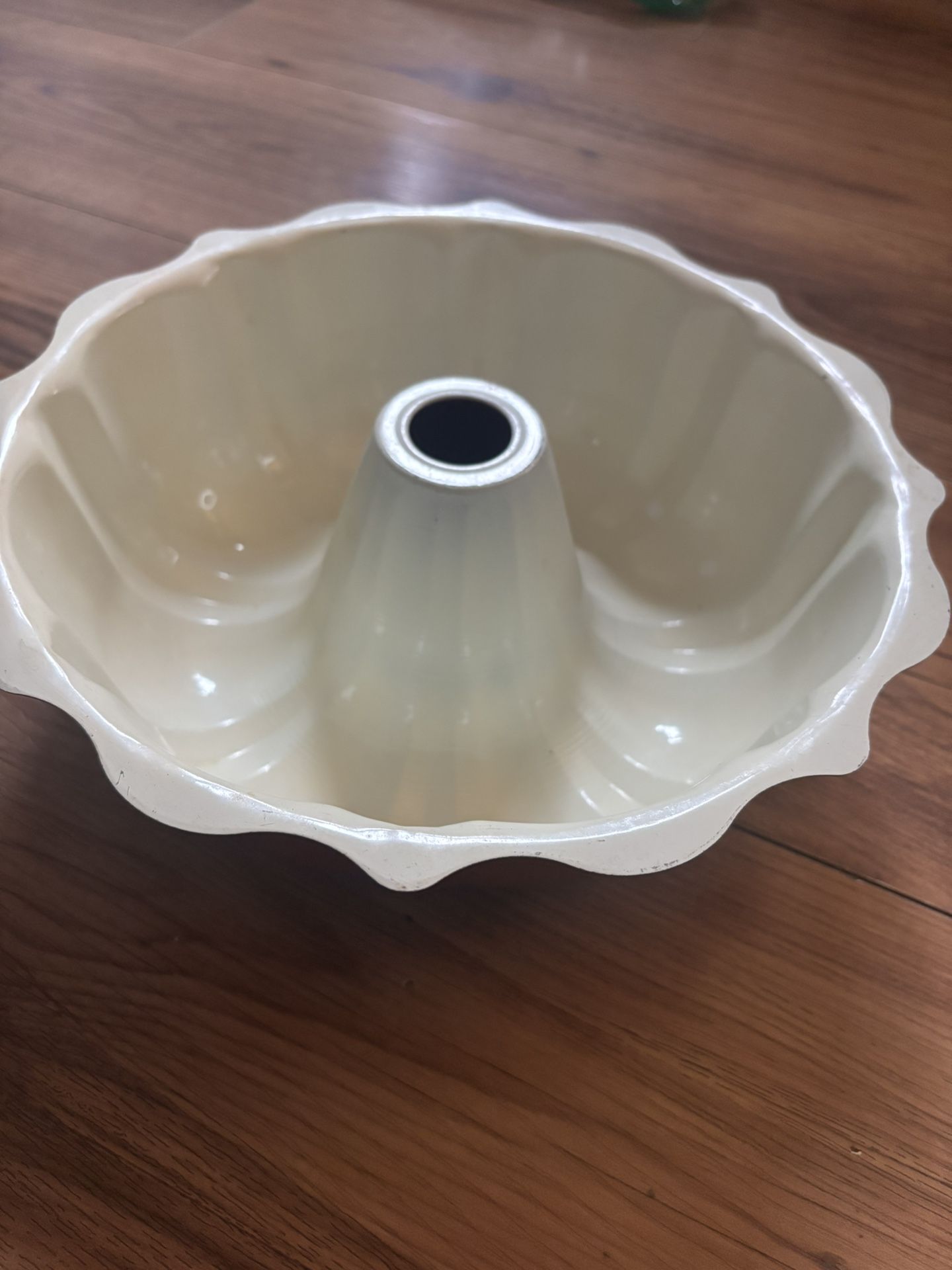Vintage Bundt Cake Pan