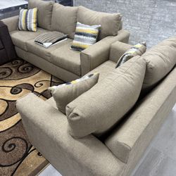 New Sofa And Loveseat Sillones Nuevos 