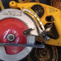 Dewalt Skill Saw 