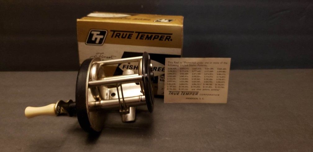 Vintage True Temper 1000-BT Fishing Reel in Box - Sporting Good