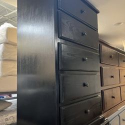 Five Drawers Dresser