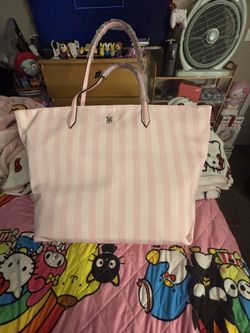 Vs pink Tote Bag