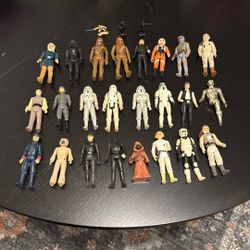 Vintage Star Wars Lot Of 24 Action Figures 