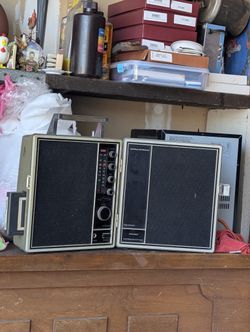 Vintage A-Track Radio