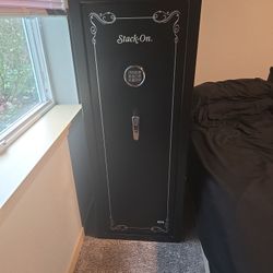 Stack-On Gun Safe
