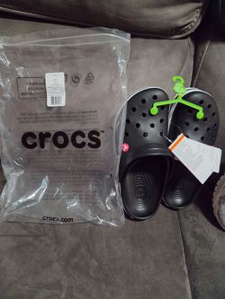 New condition size 8 unisex
