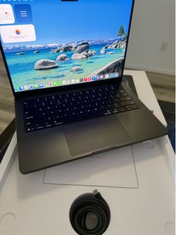 MacBook Pro M5 /16 GB /2026