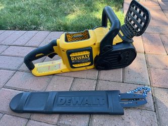 Dewalt 16" Brushless Cordless Chainsaw never used DCCS670