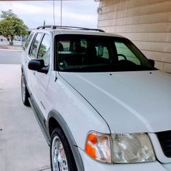 2002 Ford Explorer 