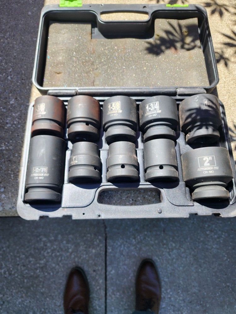 Reduced: 1" Drive SAE Impact 10 Piece Socket Set