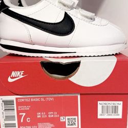 Nike Cortez - Toddlers Size 7 - $10 