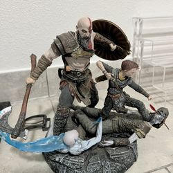Kratos & BOY Statue 