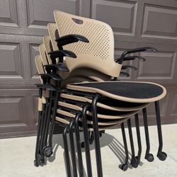 Herman Miller Caper Rolling Conference/Stacking /Guest /Office Chair