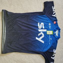 New never worn Sky cycling jersey & shorts. Size is Asian 3XL which converts to XL- 2XL US.