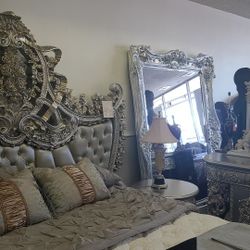 Victorian Furniture 