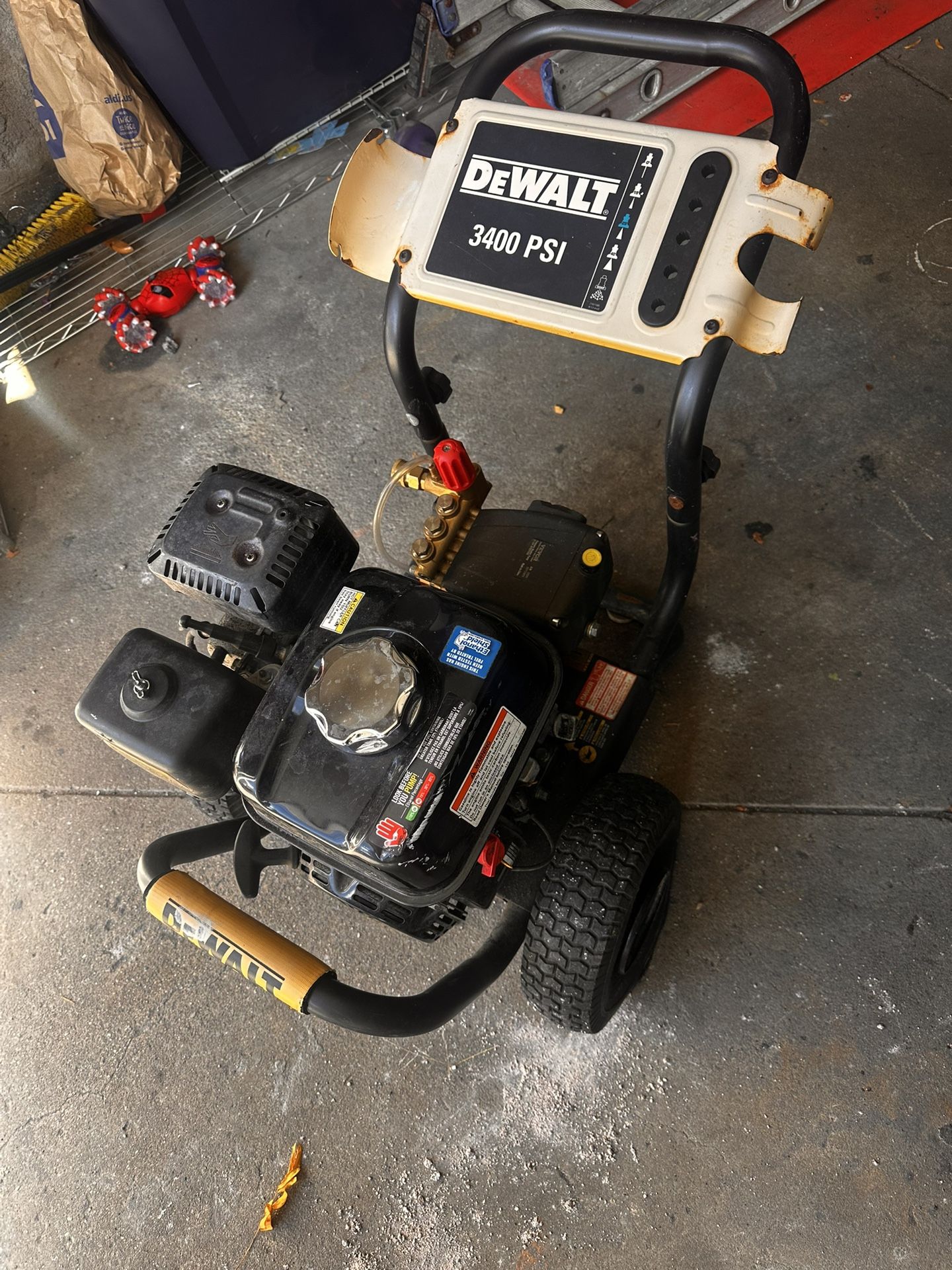 $250 Dawalt Pressure Washer  