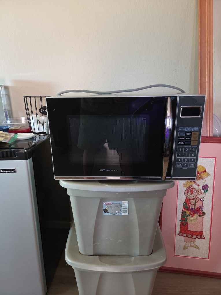 Microwave