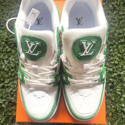 Lv trainer green