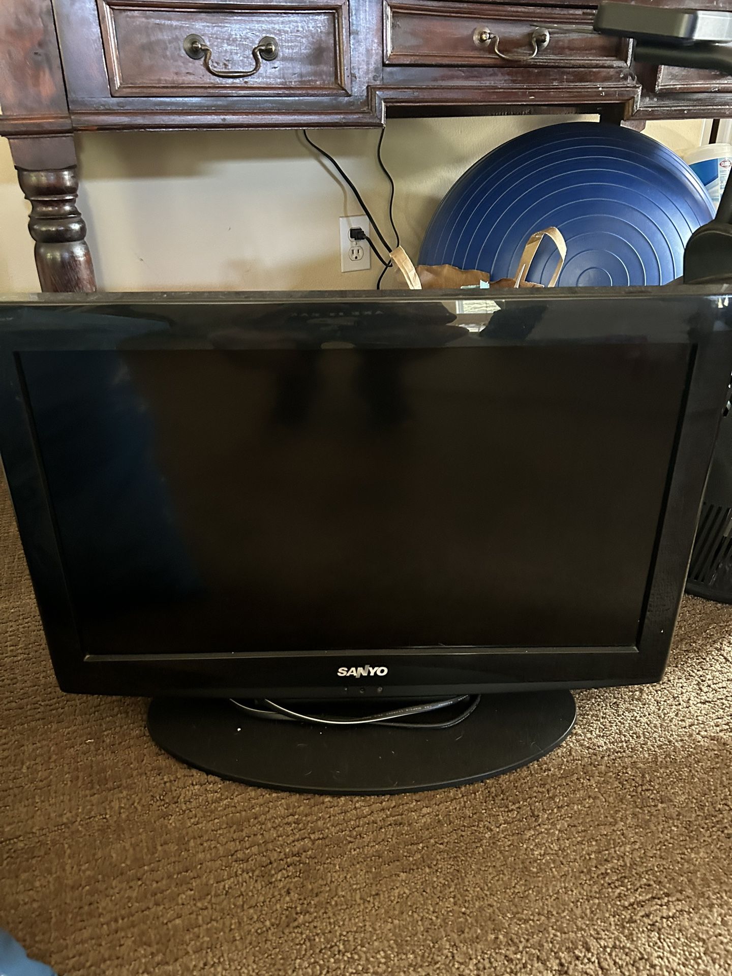SANYO FLAT SCREEN