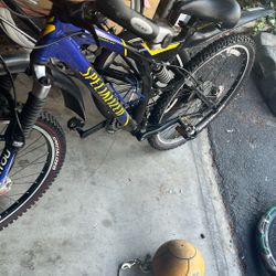 Specialized Full Suspension Mountain Bike