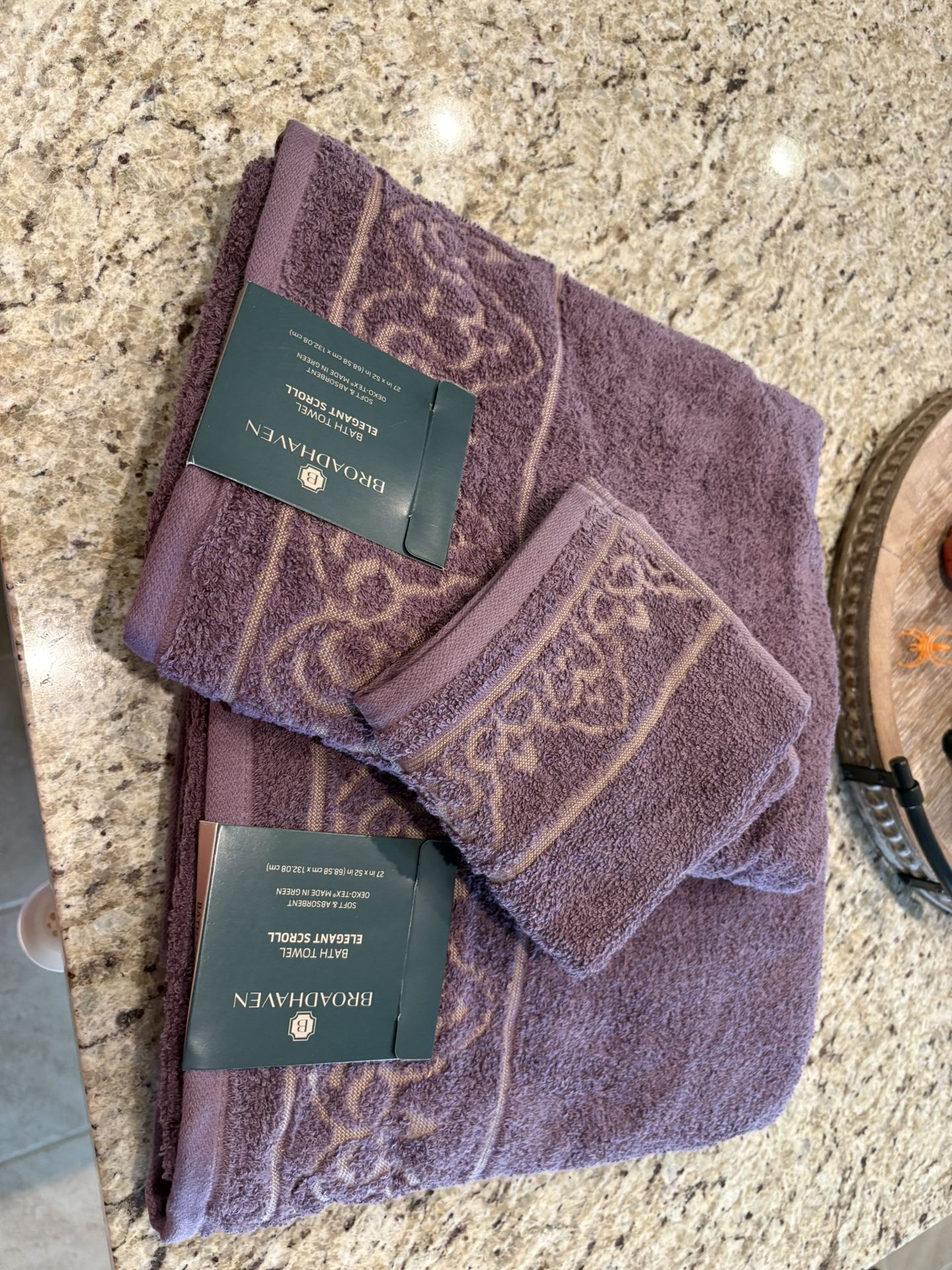 Brand New Jcpennys Towel Set 