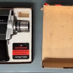 Vintage 8mm Movie Camera UNTESTED used as decor See Pics just $15 