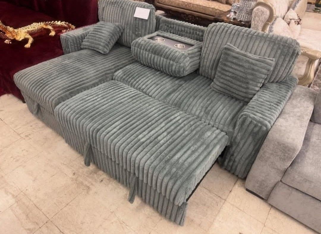 I sell sleeper sofa!!!/ Ask For Price. Not Free. HABLO ESPAÑOL 