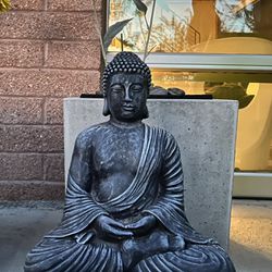 Buddha Statue / Spiritual & Meditation 