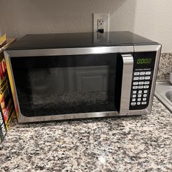 Hamilton Beach Microwave 
