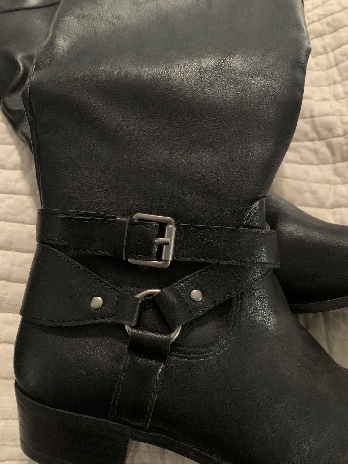 Black Boots-women’s Size 7