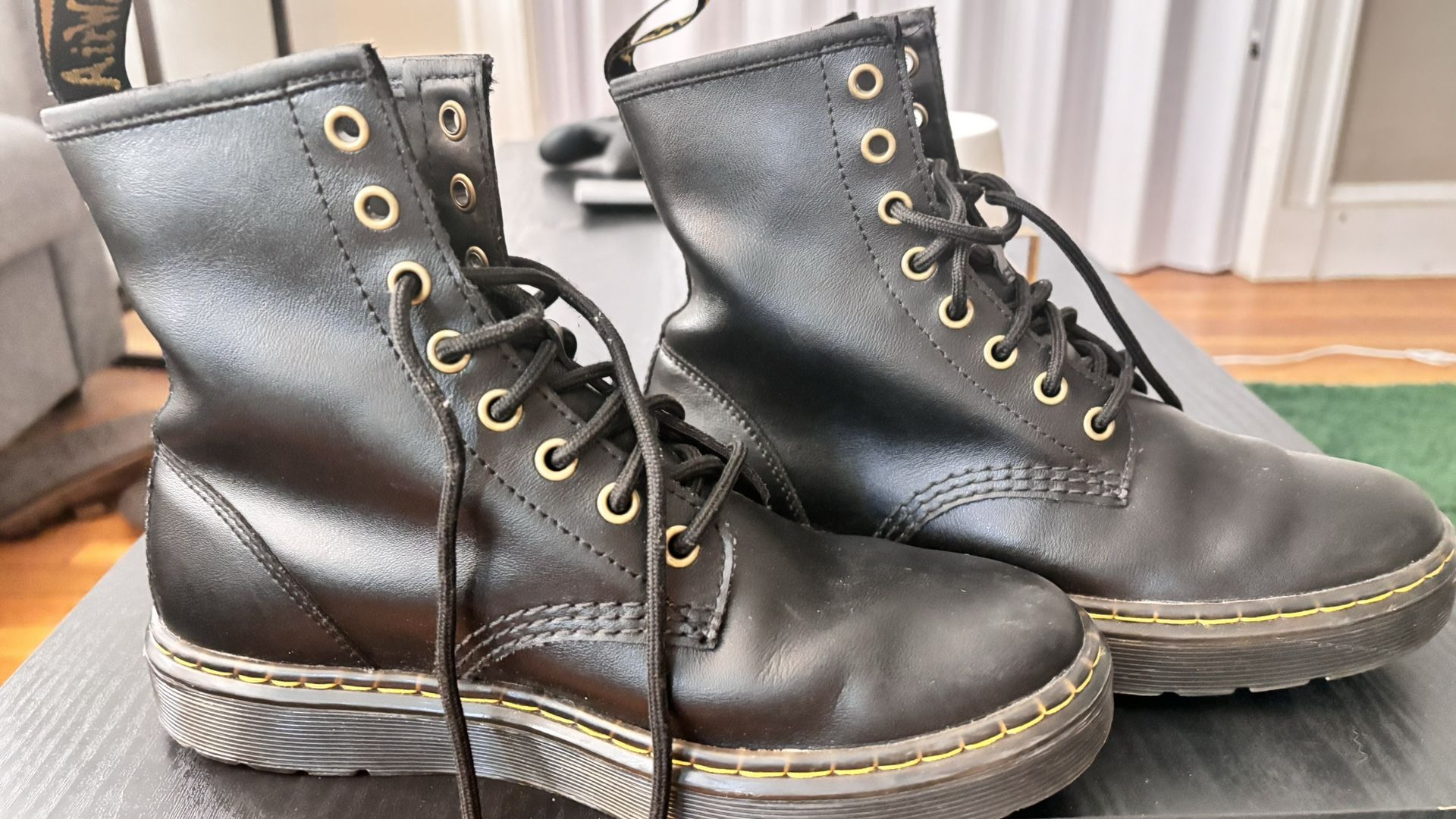 Dr Martens Boots -can Deliver