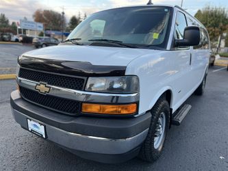 2017 Chevrolet Express LT 3500 12 PASSENGER