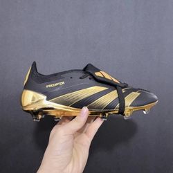 Bellingham Predators Gold N Black 