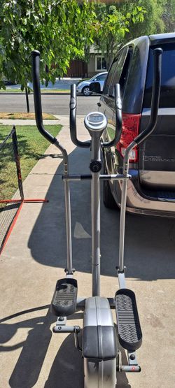 Sunny Health Fitness Bike