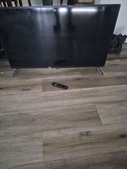 Flat Screen TV with Remote